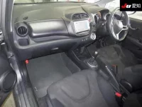 Honda FIT лот № 30584 оценка 3.5  с аукциона в Японии 2