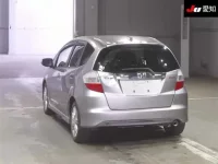 Honda FIT лот № 30584 оценка 3.5  с аукциона в Японии 1