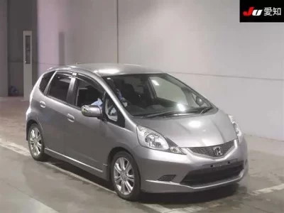 Honda FIT  с аукциона в Японии