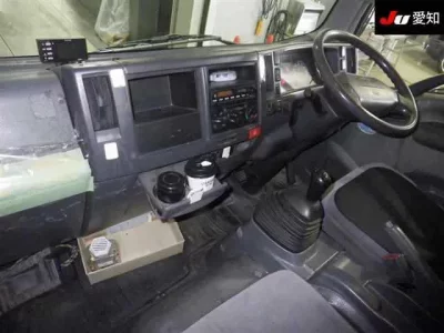 Isuzu ELF  с аукциона в Японии