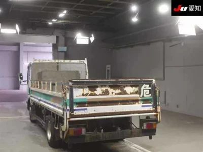 Isuzu ELF  с аукциона в Японии