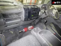 Toyota DYNA лот № 8089 оценка 3.5  с аукциона в Японии 2