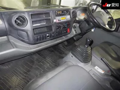 Hino DUTRO  с аукциона в Японии