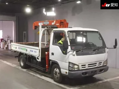 Isuzu ELF  с аукциона в Японии