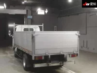 Hino DUTRO лот № 8086 оценка 3.5  с аукциона в Японии 1
