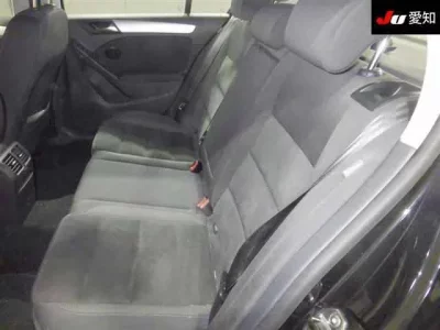 Volkswagen GOLF  с аукциона в Японии