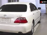 Toyota CROWN лот № 30704 оценка 3.5  с аукциона в Японии 6