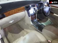 Toyota CROWN лот № 30704 оценка 3.5  с аукциона в Японии 2