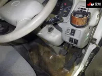 Hino DUTRO лот № 8087 оценка 3.5  с аукциона в Японии 4