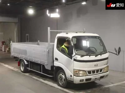 Hino DUTRO  с аукциона в Японии
