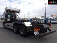 Nissan QUON лот № 8506 оценка 3.5  с аукциона в Японии 4