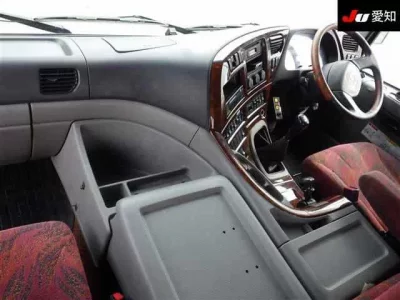 Nissan QUON  с аукциона в Японии