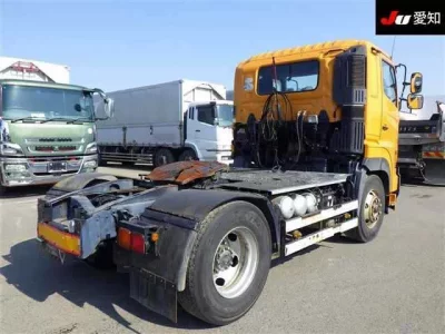 Hino TRUCK