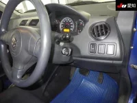 Suzuki SWIFT лот № 30677 оценка 4  с аукциона в Японии 4