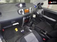 Toyota IST лот № 30794 оценка 3.5  с аукциона в Японии 2