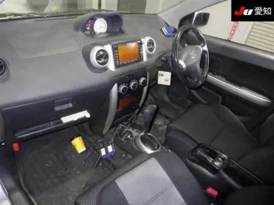 Toyota IST  с аукциона в Японии