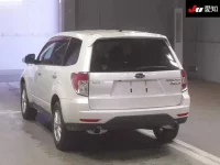 Subaru FORESTER лот № 30702 оценка 4  с аукциона в Японии 1