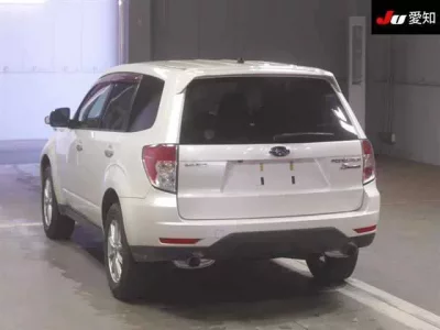 Subaru FORESTER  с аукциона в Японии