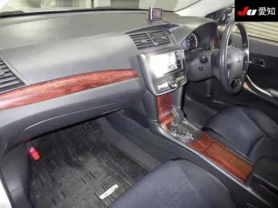 Toyota ALLION  с аукциона в Японии