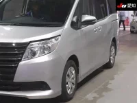 Toyota NOAH лот № 30821 оценка R  с аукциона в Японии 6