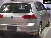 Volkswagen GOLF лот № 30743 оценка 3.5  с аукциона в Японии 7