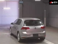 Volkswagen GOLF лот № 30743 оценка 3.5  с аукциона в Японии 1