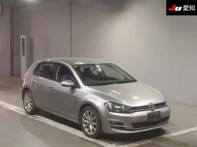 Volkswagen GOLF  с аукциона в Японии