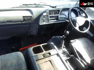 Isuzu FORWARD  с аукциона в Японии