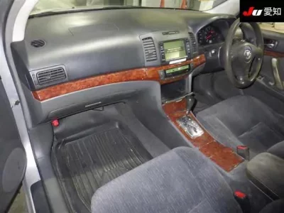 Toyota ALLION  с аукциона в Японии