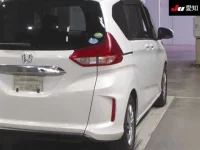 Honda FREED лот № 30810 оценка 3.5  с аукциона в Японии 7