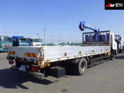 Isuzu FORWARD  с аукциона в Японии