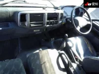 Hino RANGER лот № 8587 оценка 3  с аукциона в Японии 2