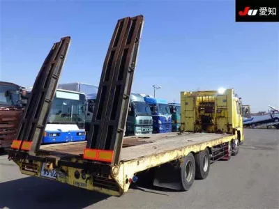 Mitsubishi FUSO TRUCK  с аукциона в Японии