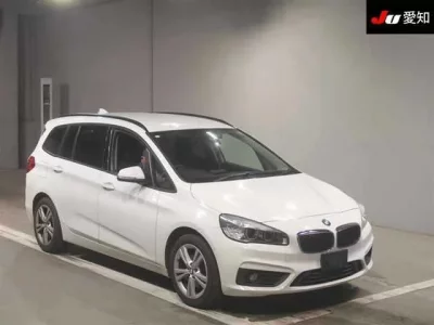 BMW 2-Series  с аукциона в Японии