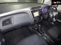 Honda GRACE лот № 30845 оценка 3.5  с аукциона в Японии 2