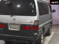 Toyota HIACE лот № 30852 оценка 3.5  с аукциона в Японии 7