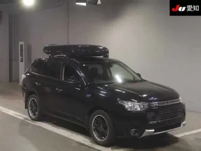 Mitsubishi OUTLANDER PHEV  с аукциона в Японии