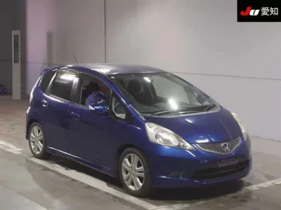 Honda FIT  с аукциона в Японии