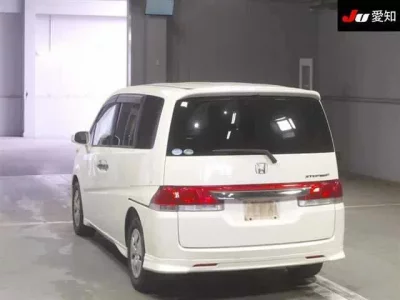 Honda STEP WAGON  с аукциона в Японии