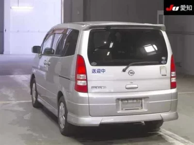 Nissan SERENA  с аукциона в Японии