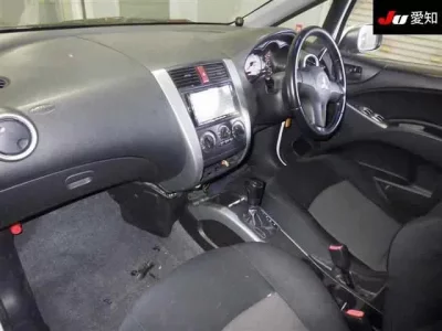 Mitsubishi COLT PLUS