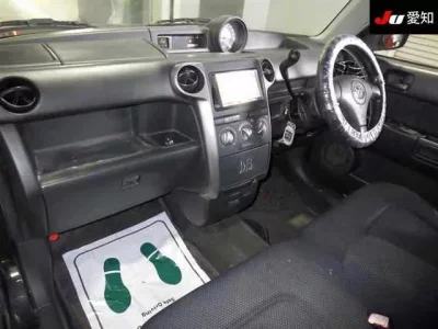 Toyota BB  с аукциона в Японии