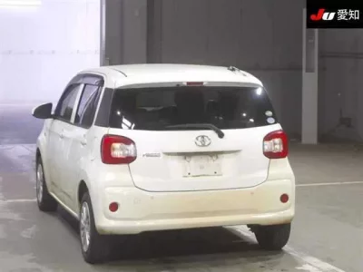 Toyota PASSO  с аукциона в Японии