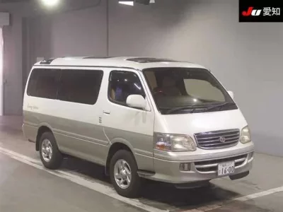Toyota HIACE  с аукциона в Японии