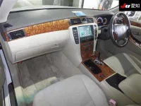 Toyota CROWN лот № 30949 оценка 4  с аукциона в Японии 2