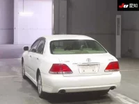 Toyota CROWN лот № 30949 оценка 4  с аукциона в Японии 1