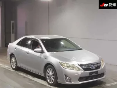 Toyota CAMRY  с аукциона в Японии