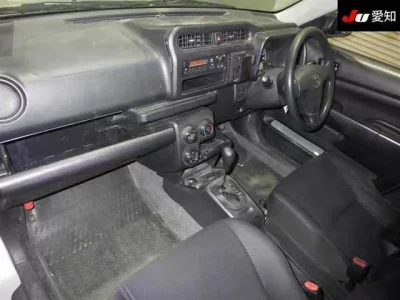 Toyota SUCCEED  с аукциона в Японии