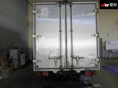 Toyota DYNA  с аукциона в Японии