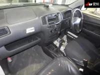 Toyota PROBOX лот № 20015 оценка R  с аукциона в Японии 2